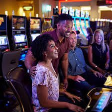 মোবাইল স্ক্রিনে casinonew স্লট গেমস ব্রাউজিং